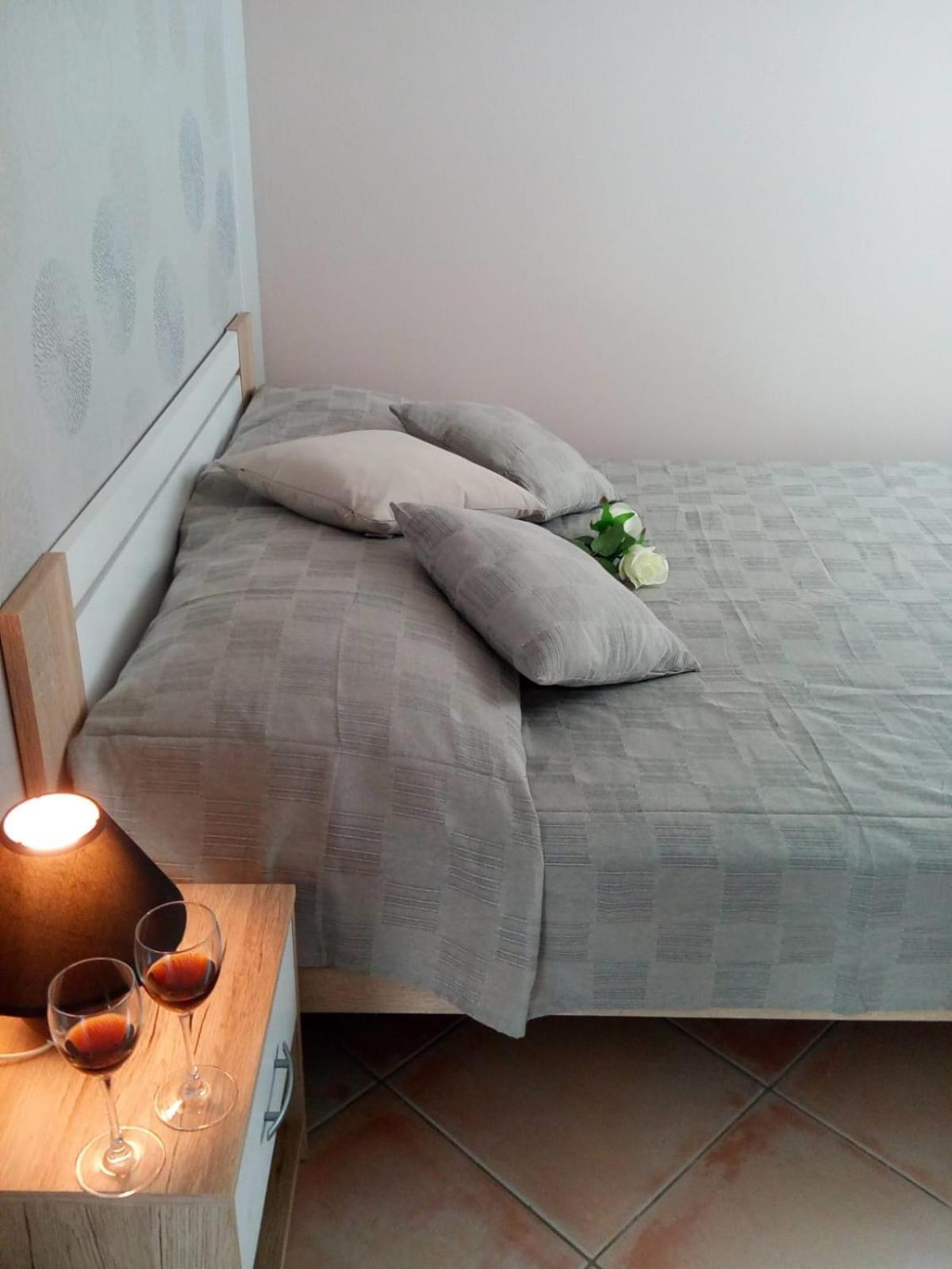 Apartmani Tudek Vir Ngoại thất bức ảnh