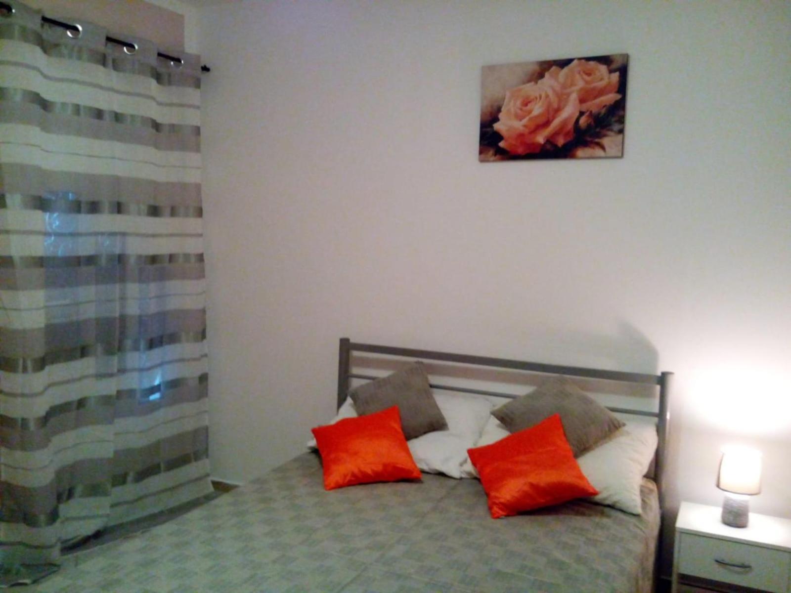 Apartmani Tudek Vir Ngoại thất bức ảnh