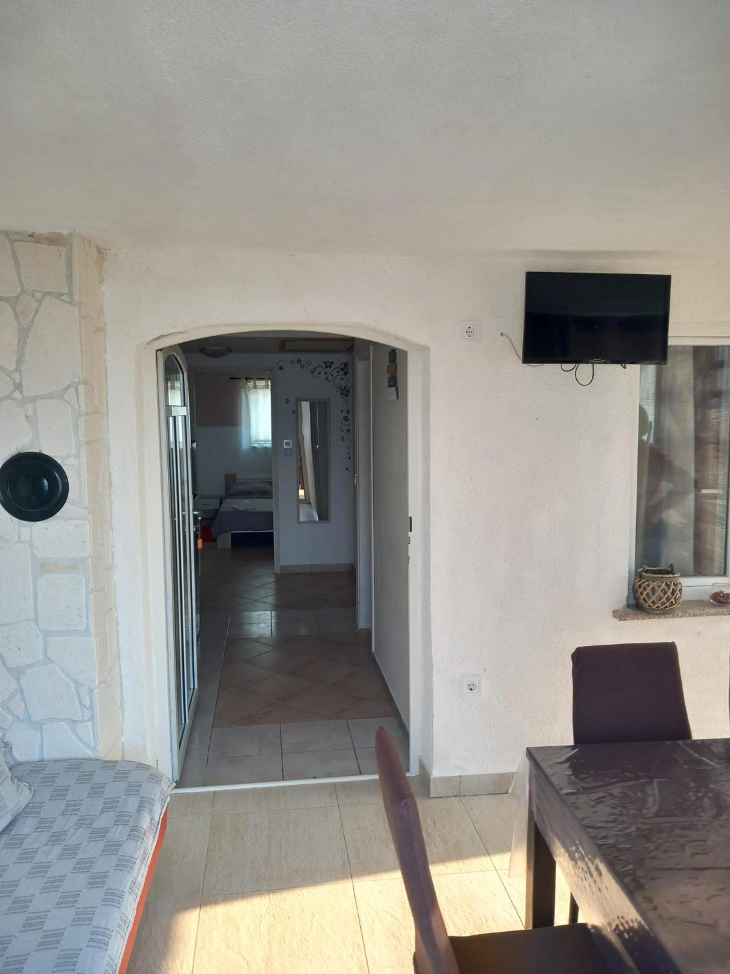 Apartmani Tudek Vir Ngoại thất bức ảnh