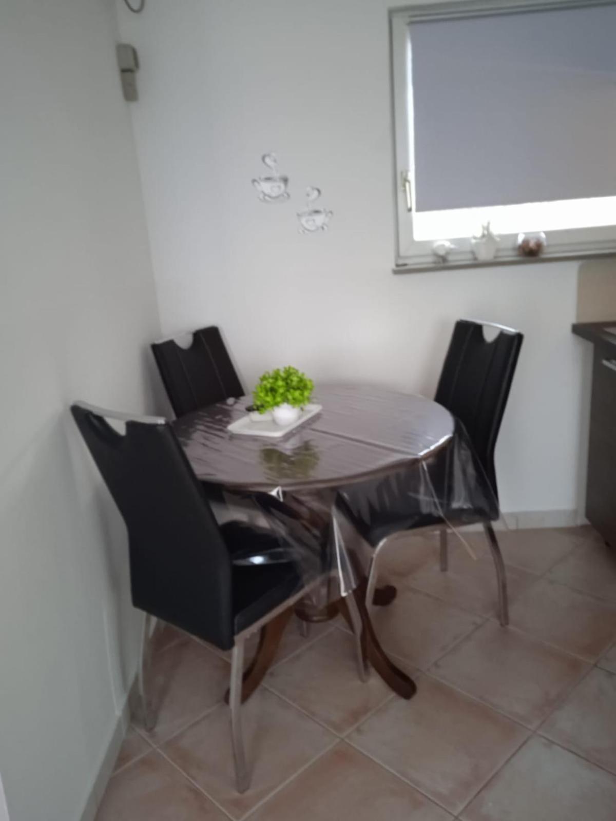 Apartmani Tudek Vir Ngoại thất bức ảnh
